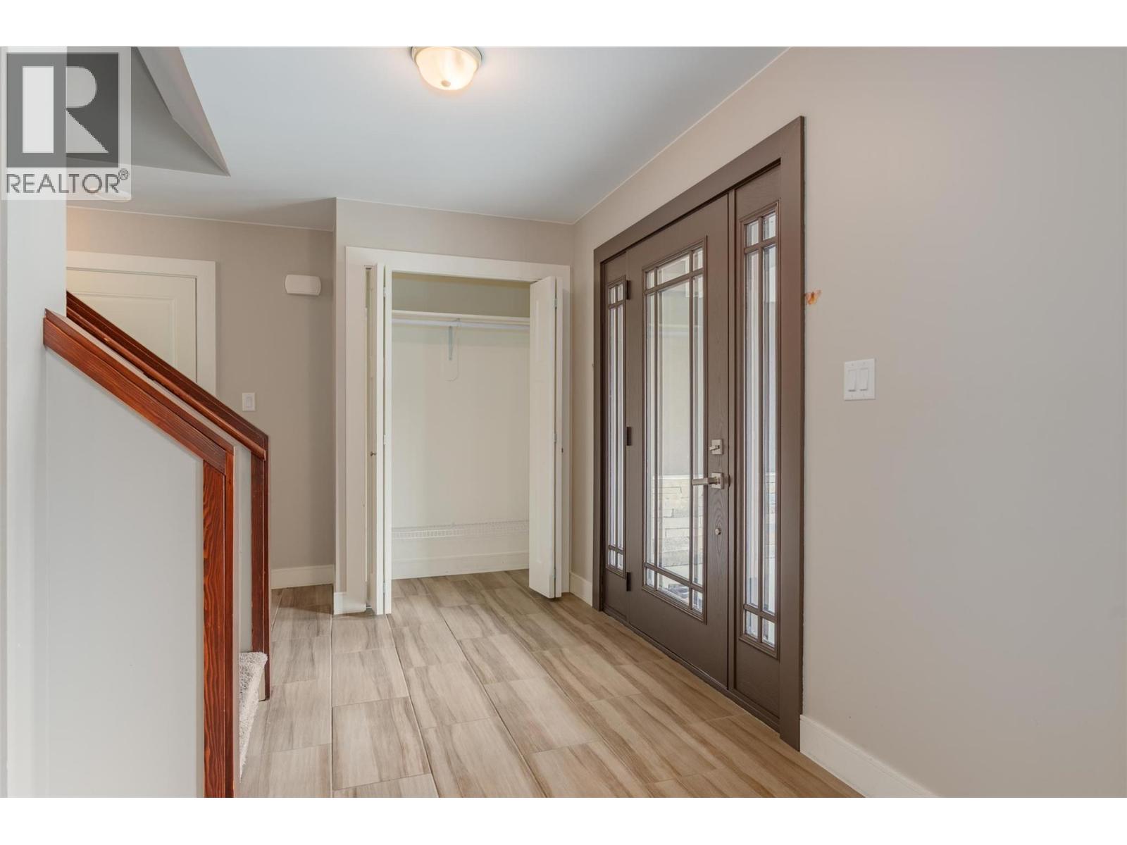 3720 5th Avenue, Castlegar