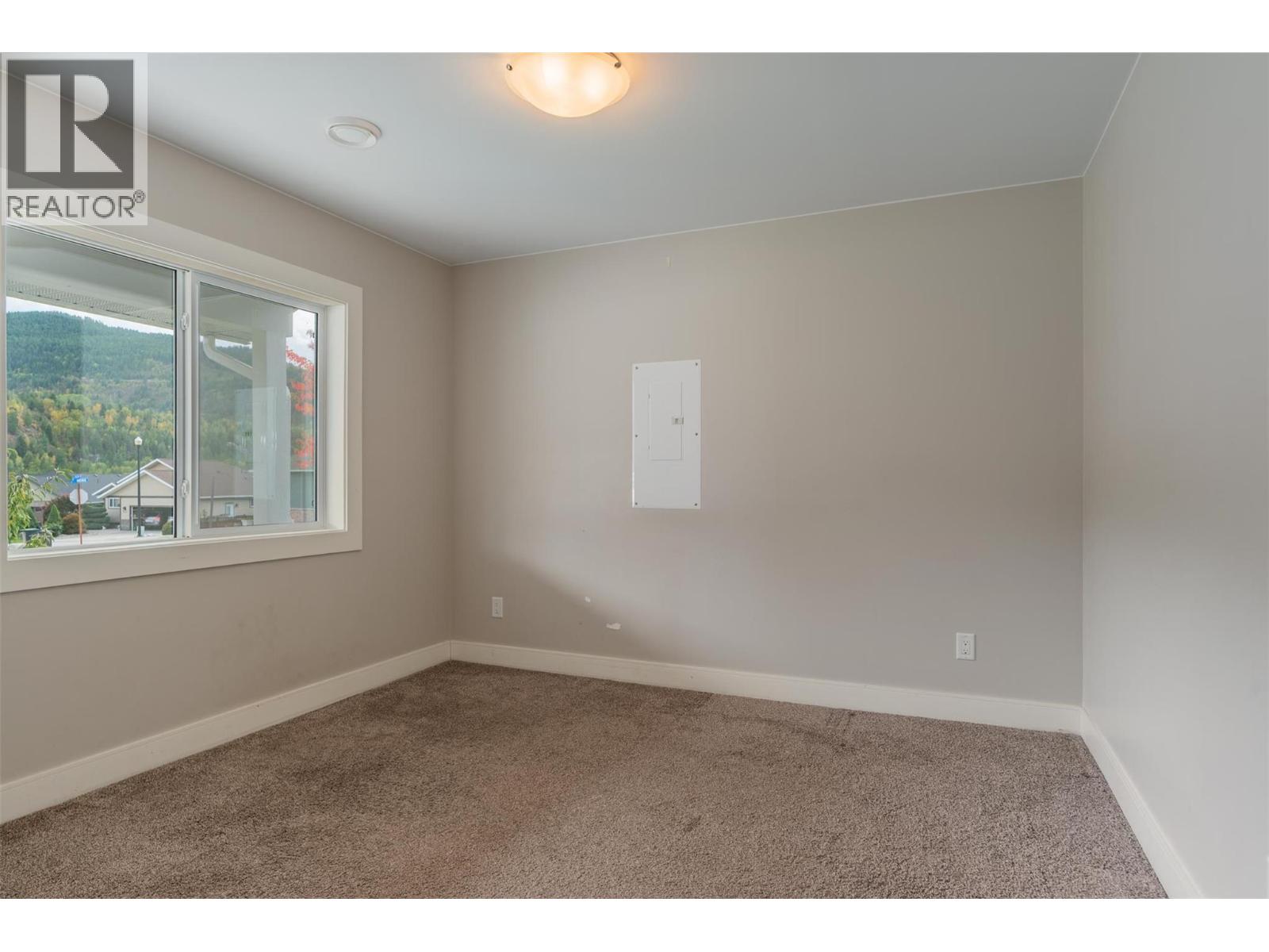 3720 5th Avenue, Castlegar