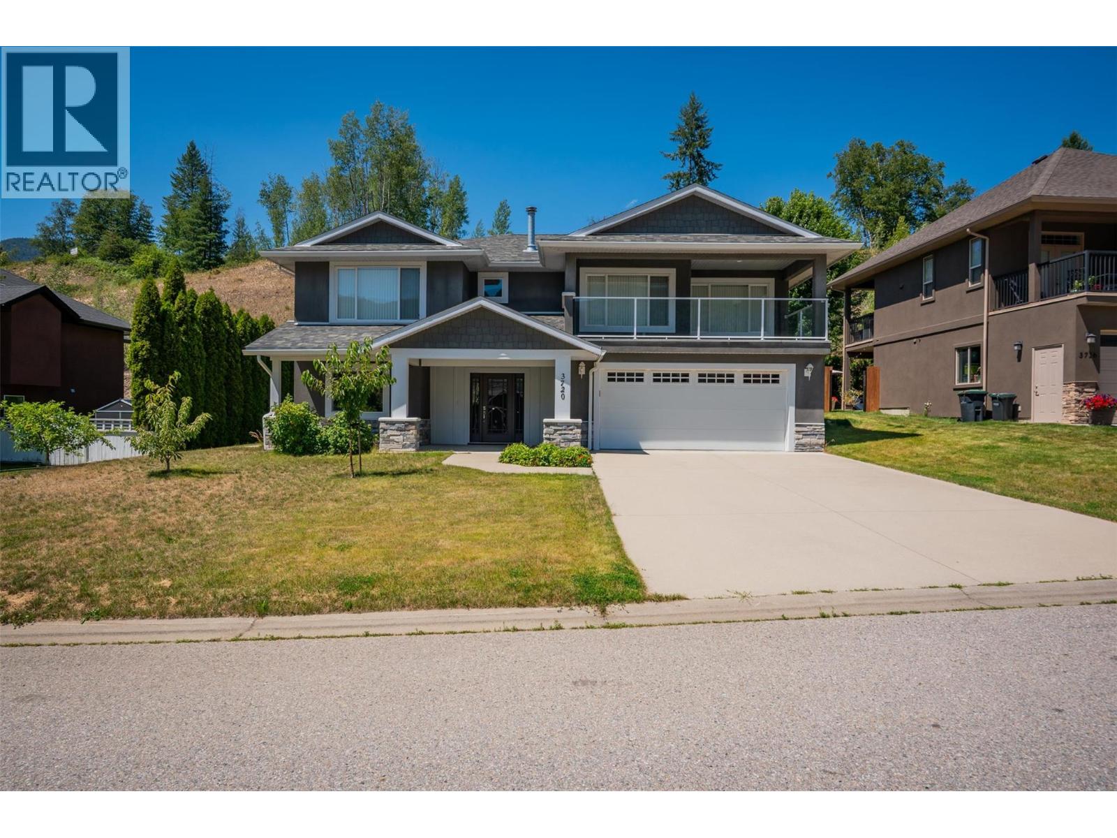 3720 5th Avenue, Castlegar