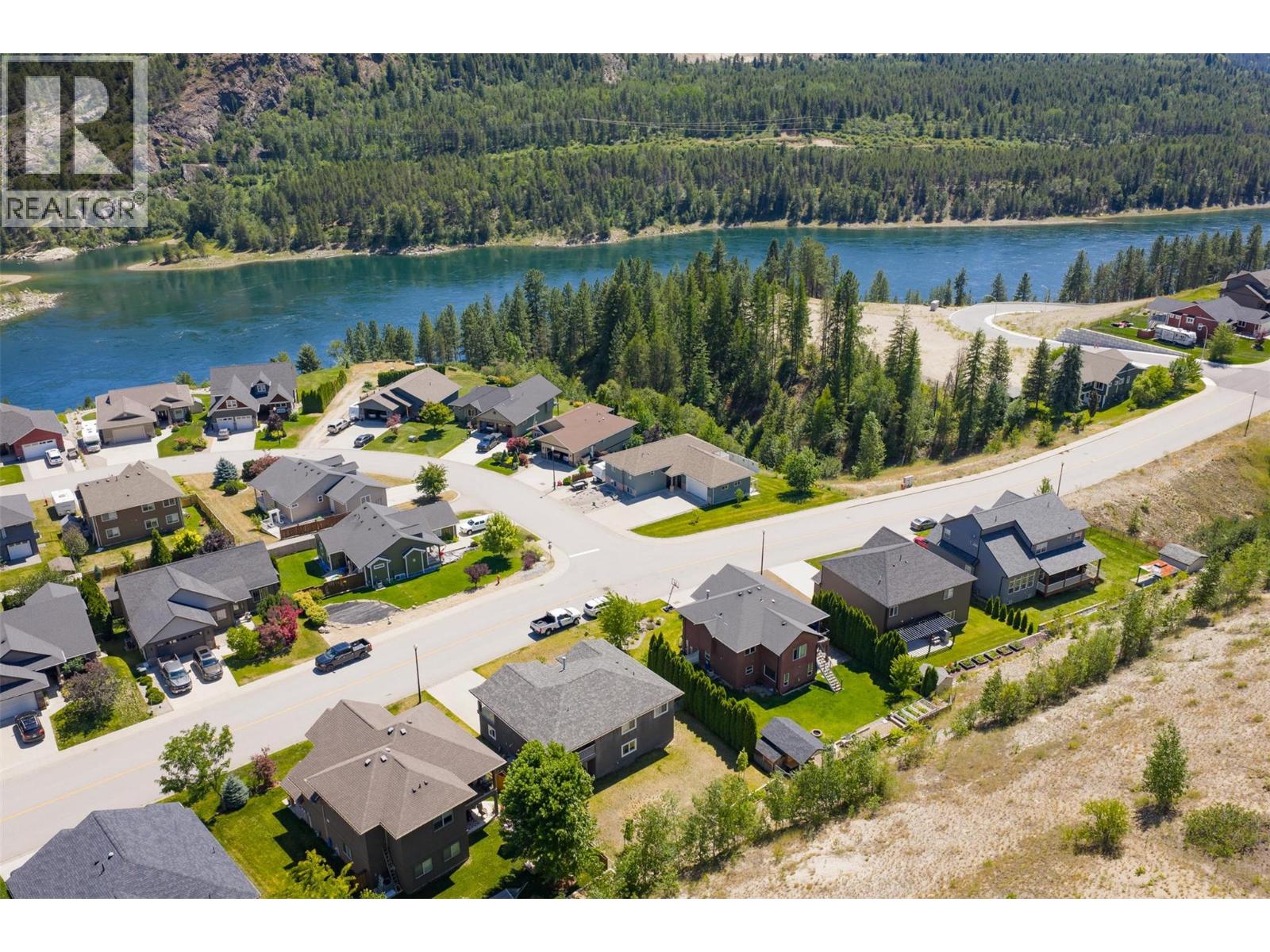3720 5th Avenue, Castlegar