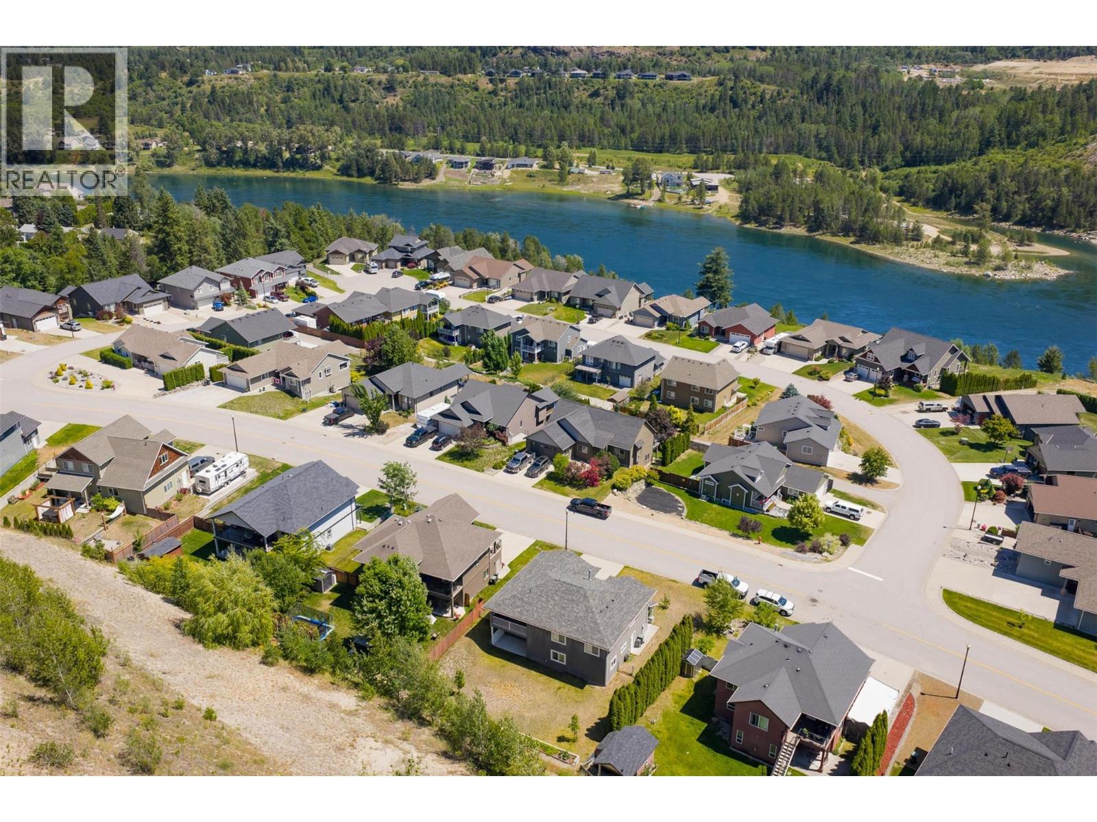 3720 5th Avenue, Castlegar