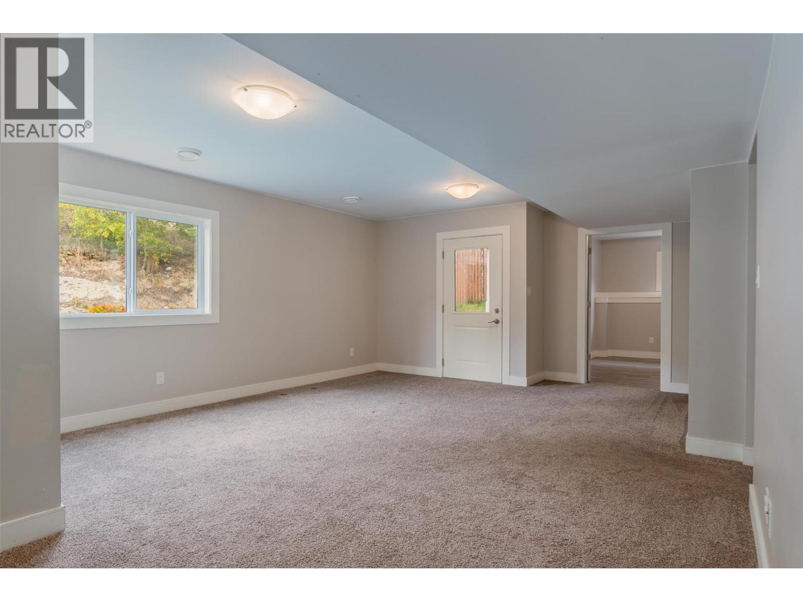 3720 5th Avenue, Castlegar