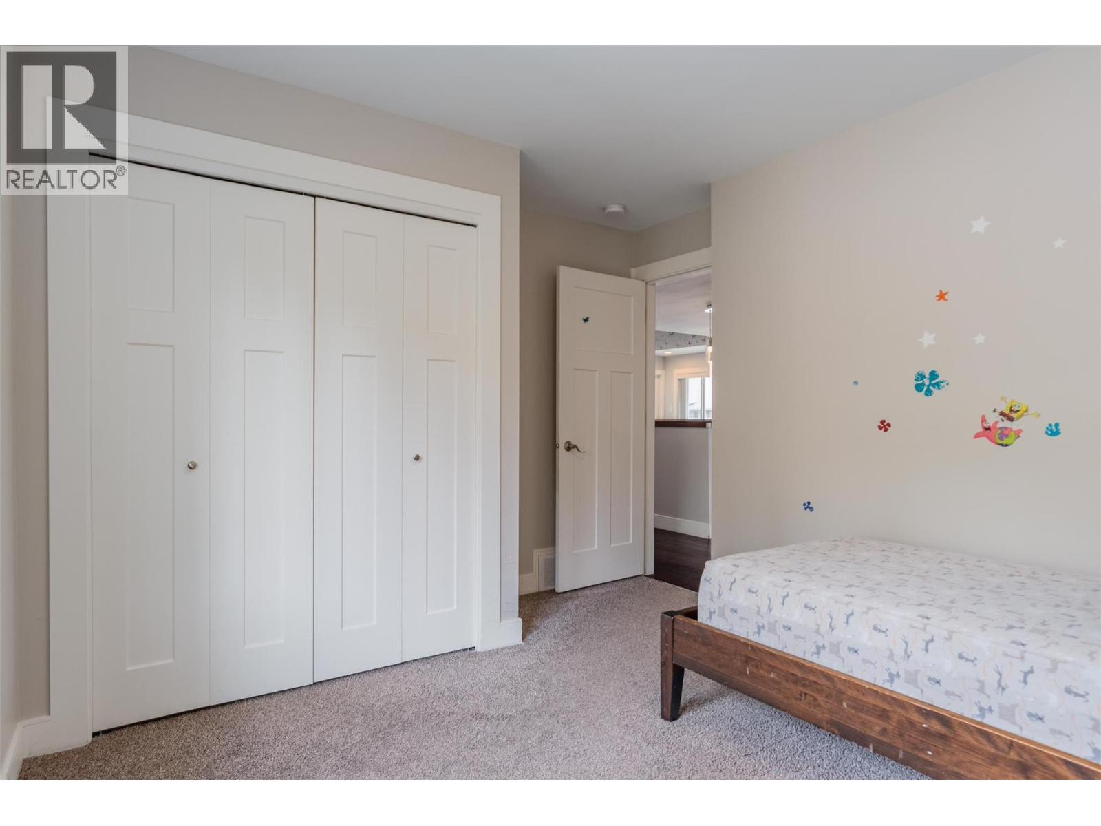 3720 5th Avenue, Castlegar