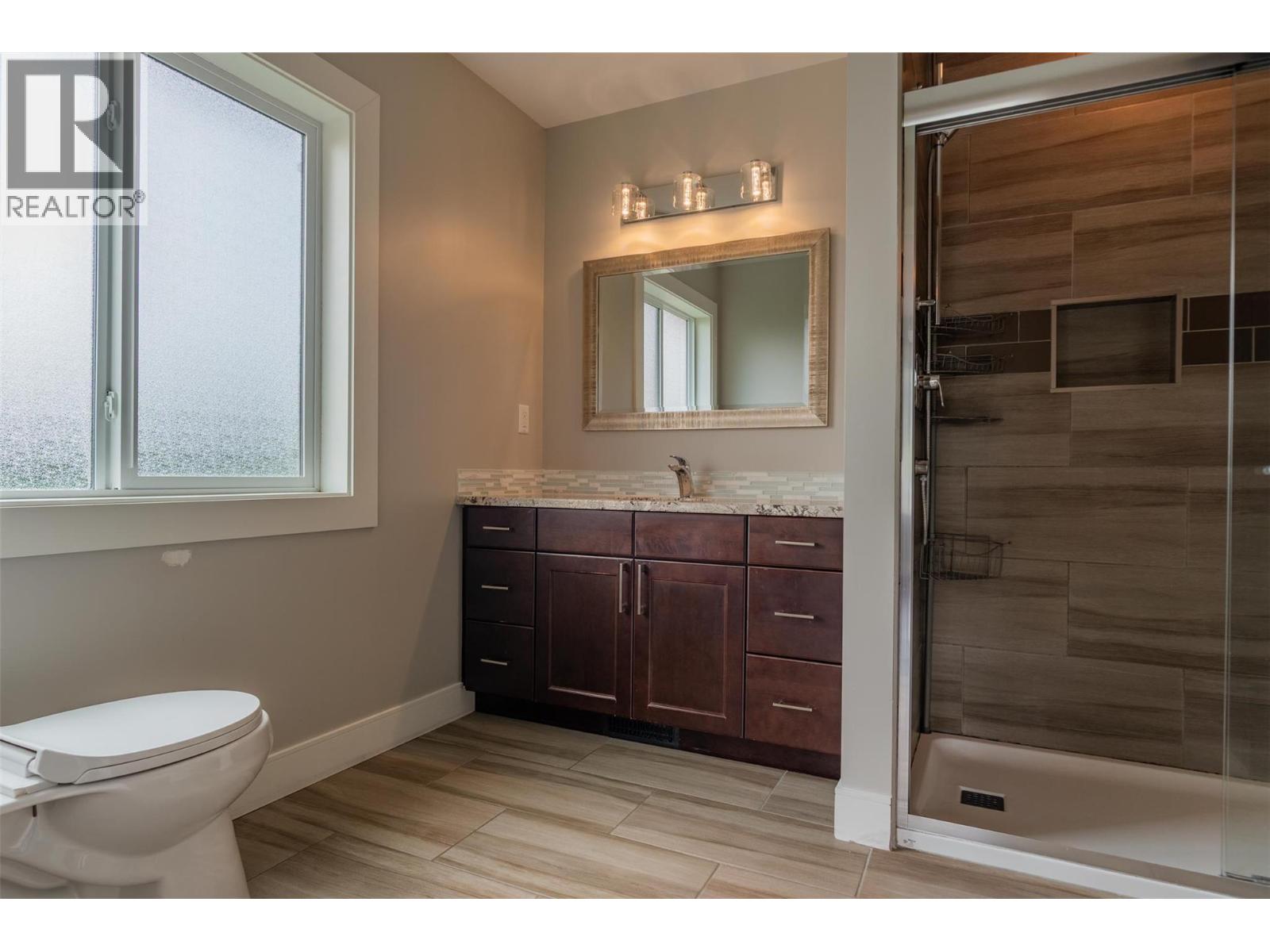 3720 5th Avenue, Castlegar