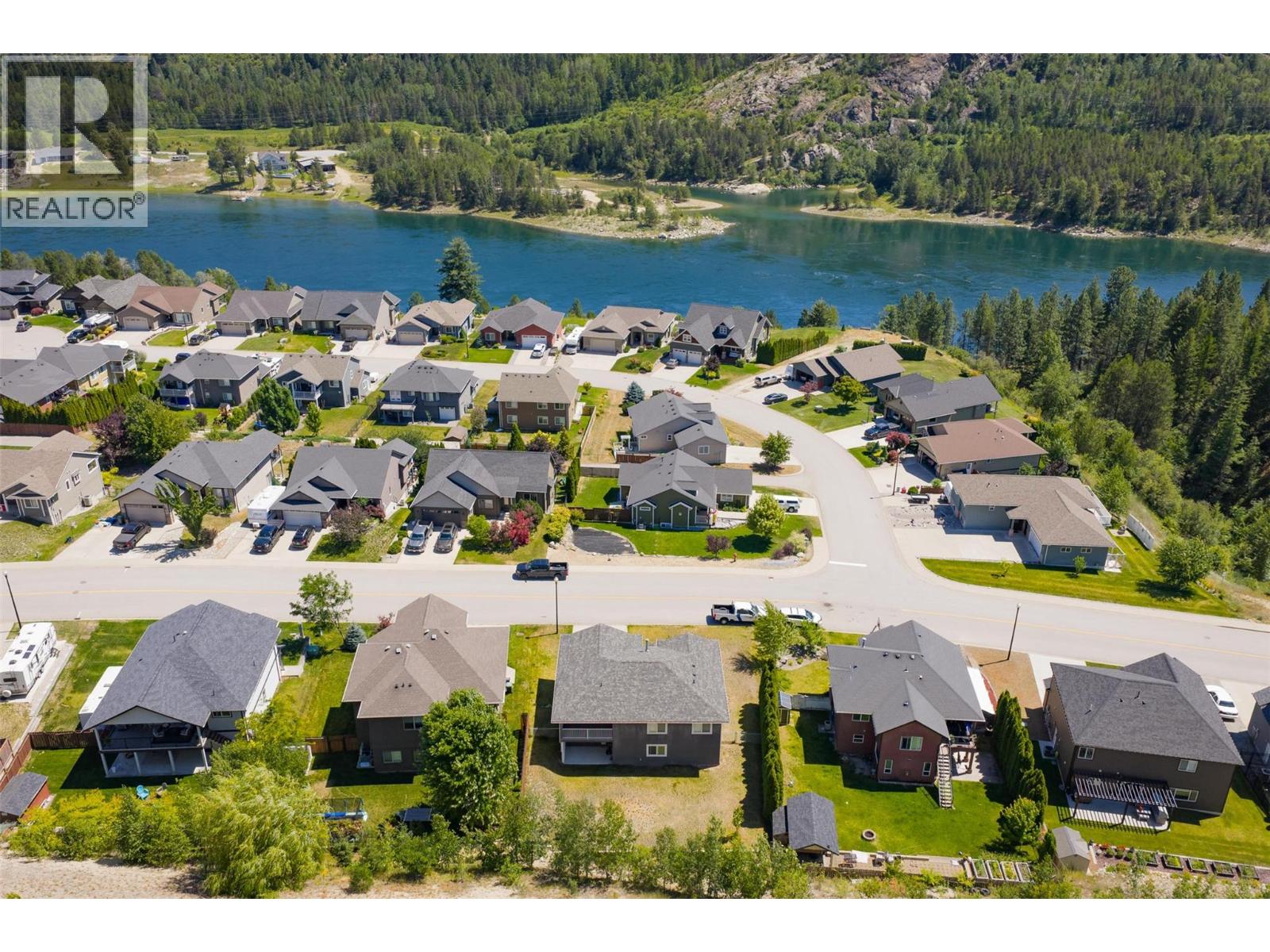 3720 5th Avenue, Castlegar