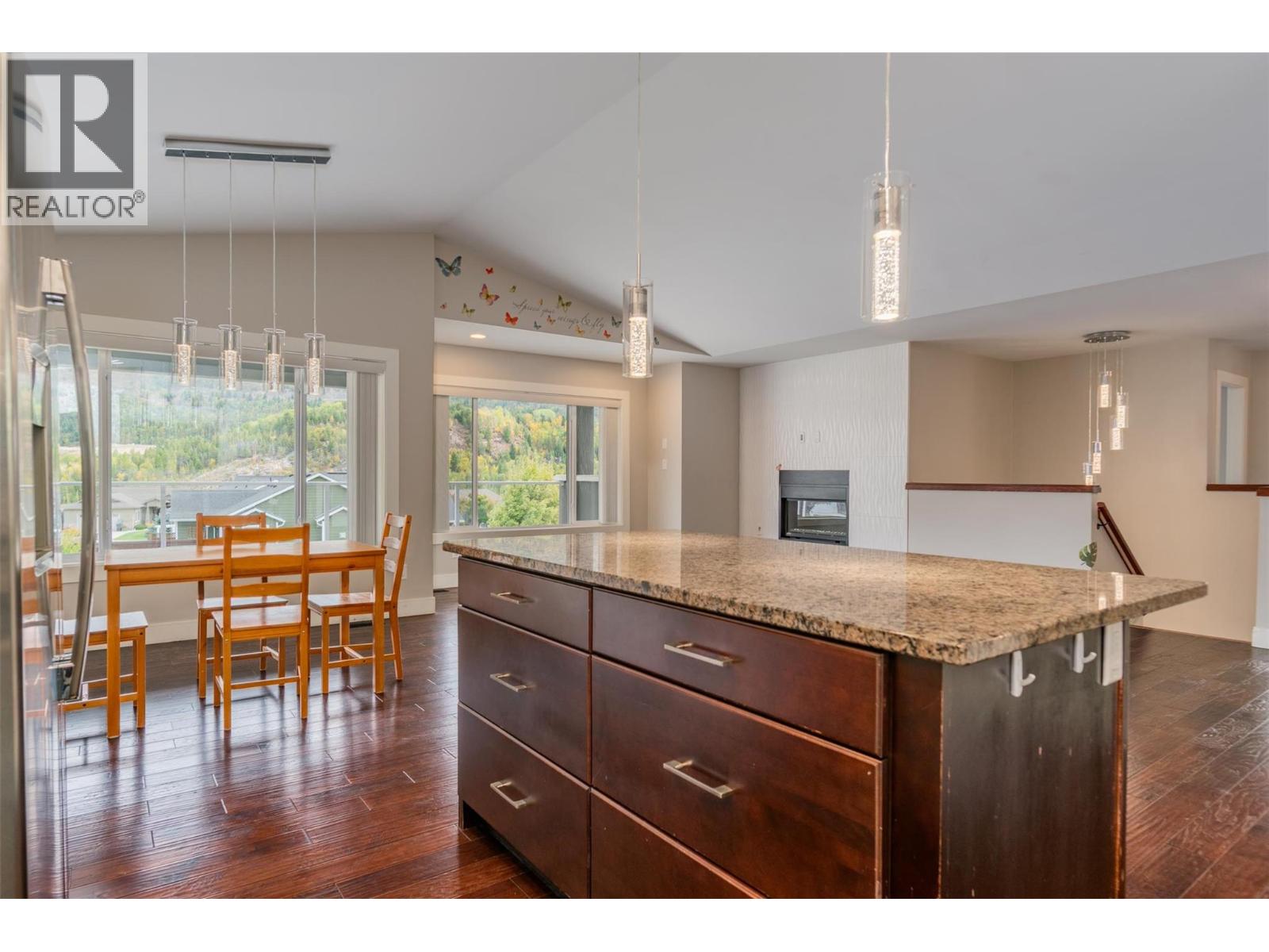 3720 5th Avenue, Castlegar