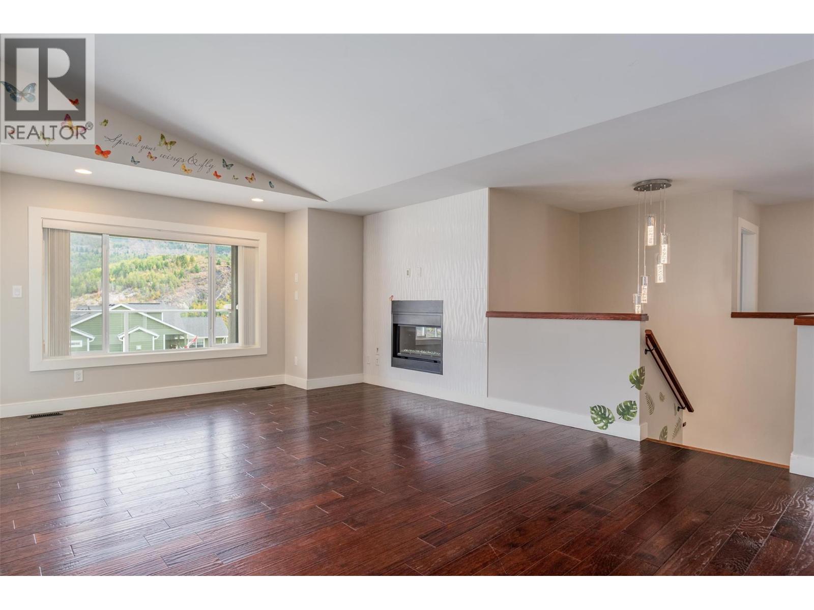 3720 5th Avenue, Castlegar