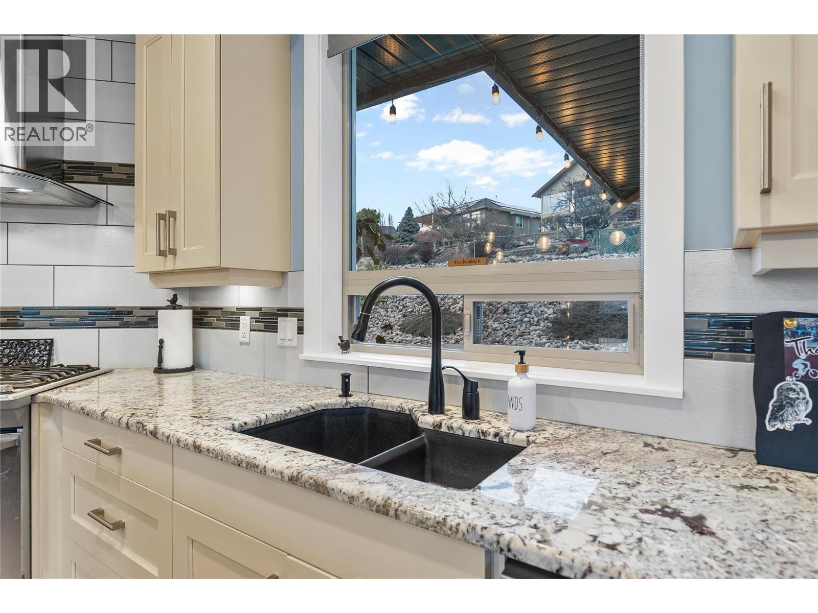 529 Whitecourt Place, Vernon