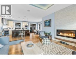 4pc Ensuite bath - 529 Whitecourt Place, Vernon, BC V1B4B1 Photo 10