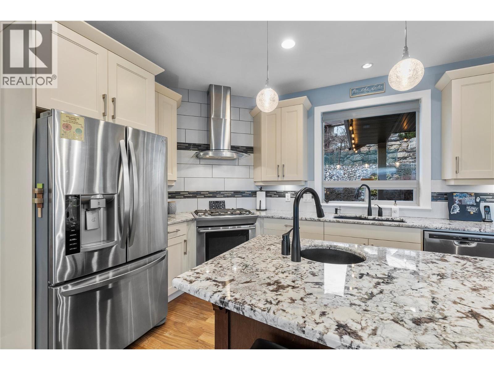 529 Whitecourt Place, Vernon