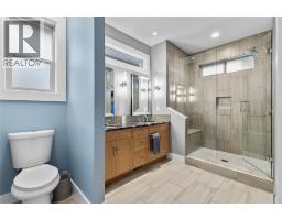 529 Whitecourt Place, Vernon, BC V1B4B1 Photo 41