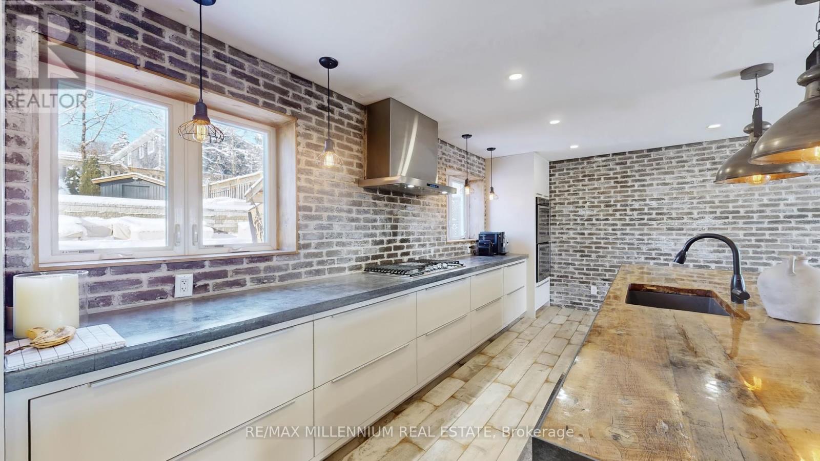 67 SHERIN COURT - 15