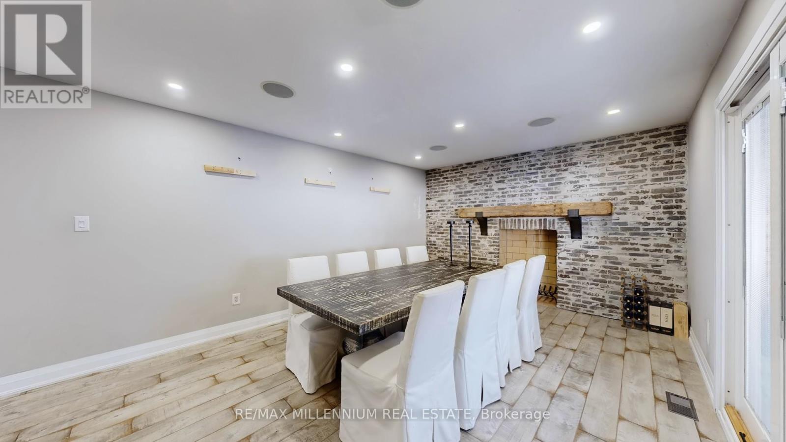 67 SHERIN COURT - 17
