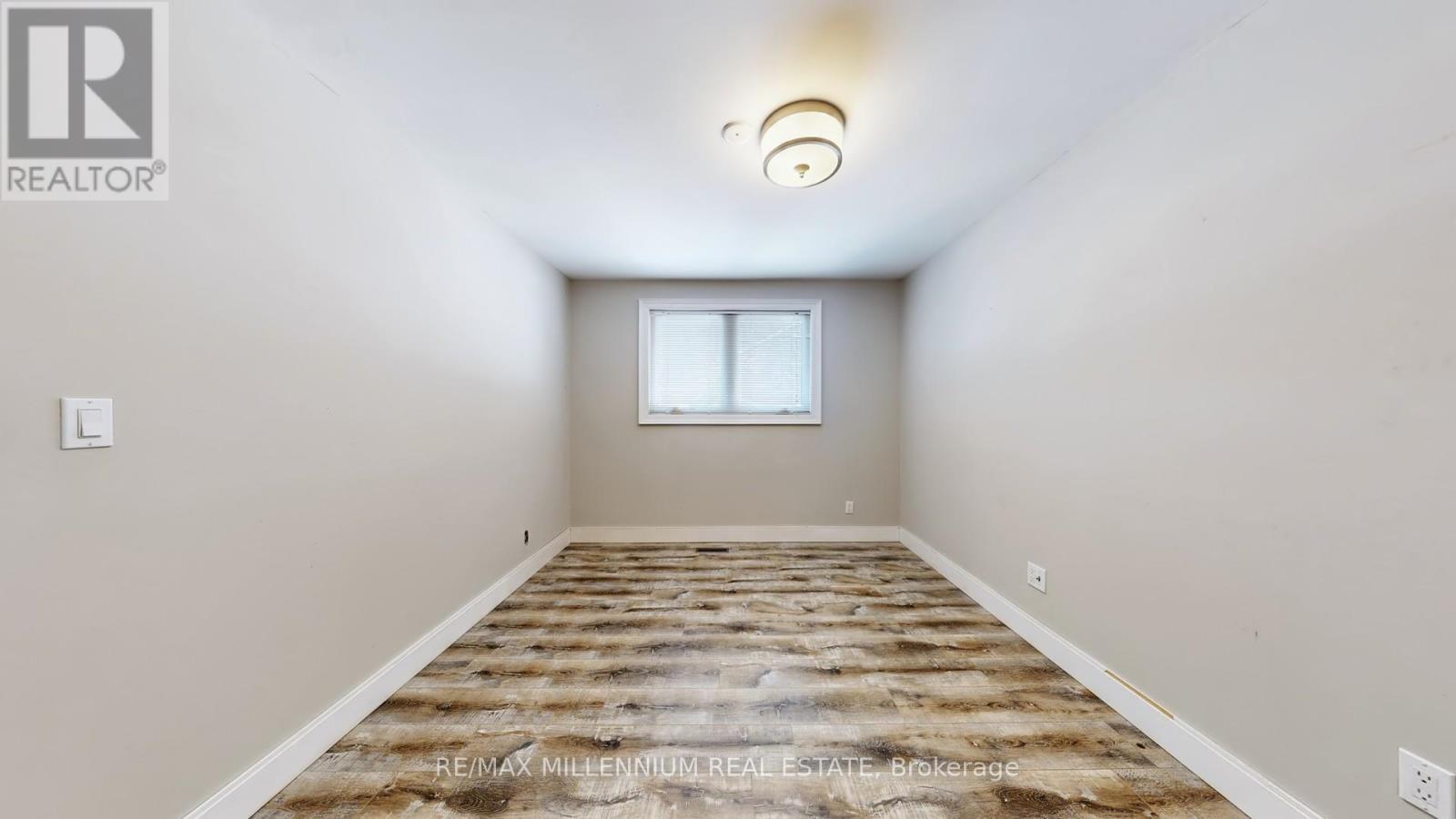 67 SHERIN COURT - 30