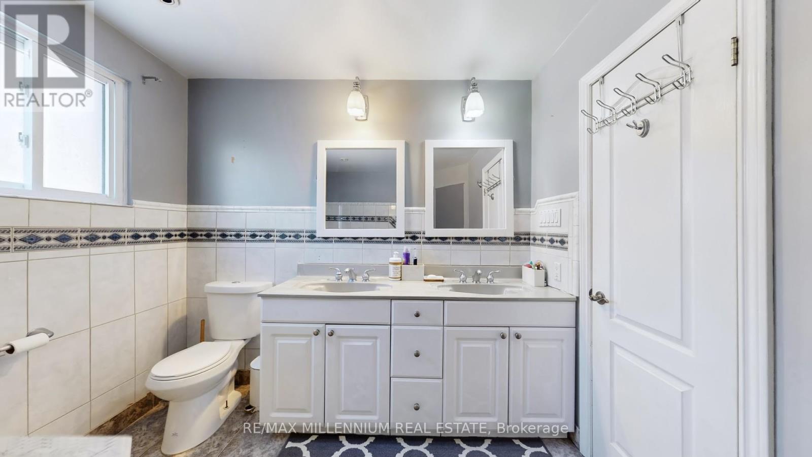 67 SHERIN COURT - 32