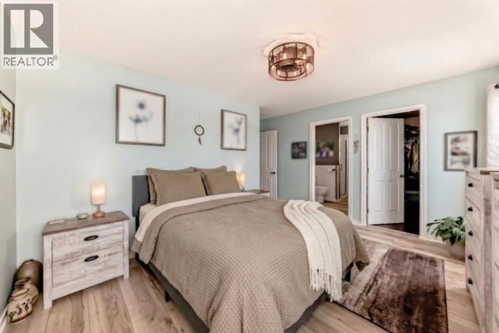 29 Fern Glade Crescent, Sylvan Lake