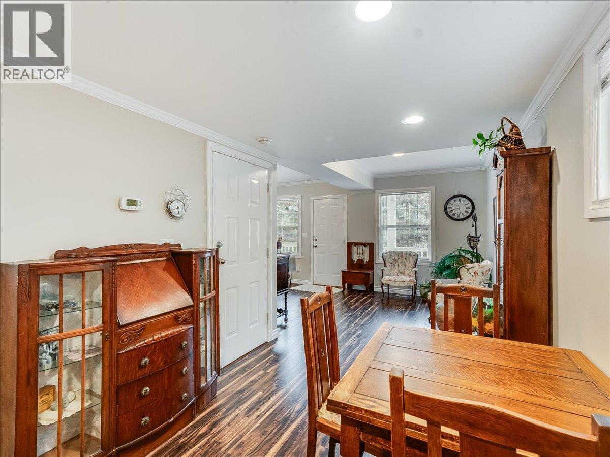 1767 Second Avenue, Trail