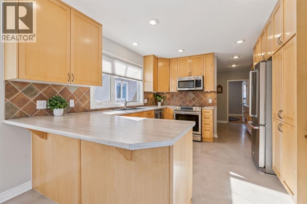 Single Family House Bungalow for Sale in   Street NW Rosedale Calgary 