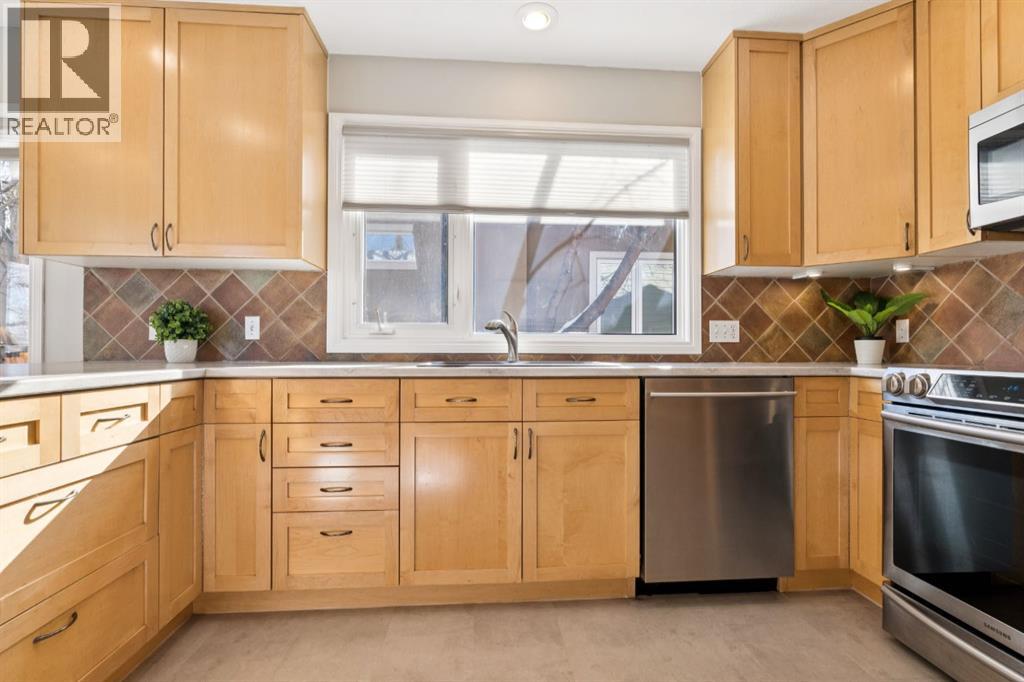 Single Family House Bungalow for Sale in   Street NW Rosedale Calgary 