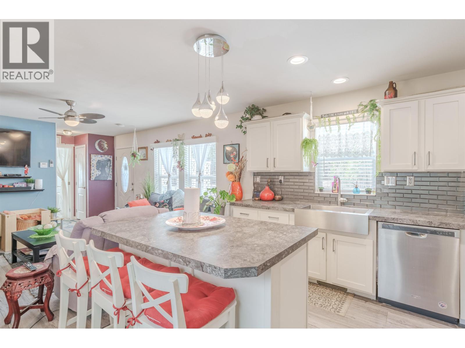 4314 RAINBOW DRIVE, Canim Lake