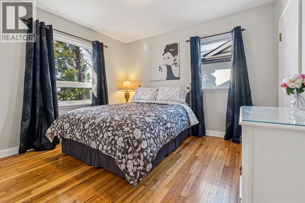 Single Family House Bungalow for Sale in   Street NW Rosedale Calgary 