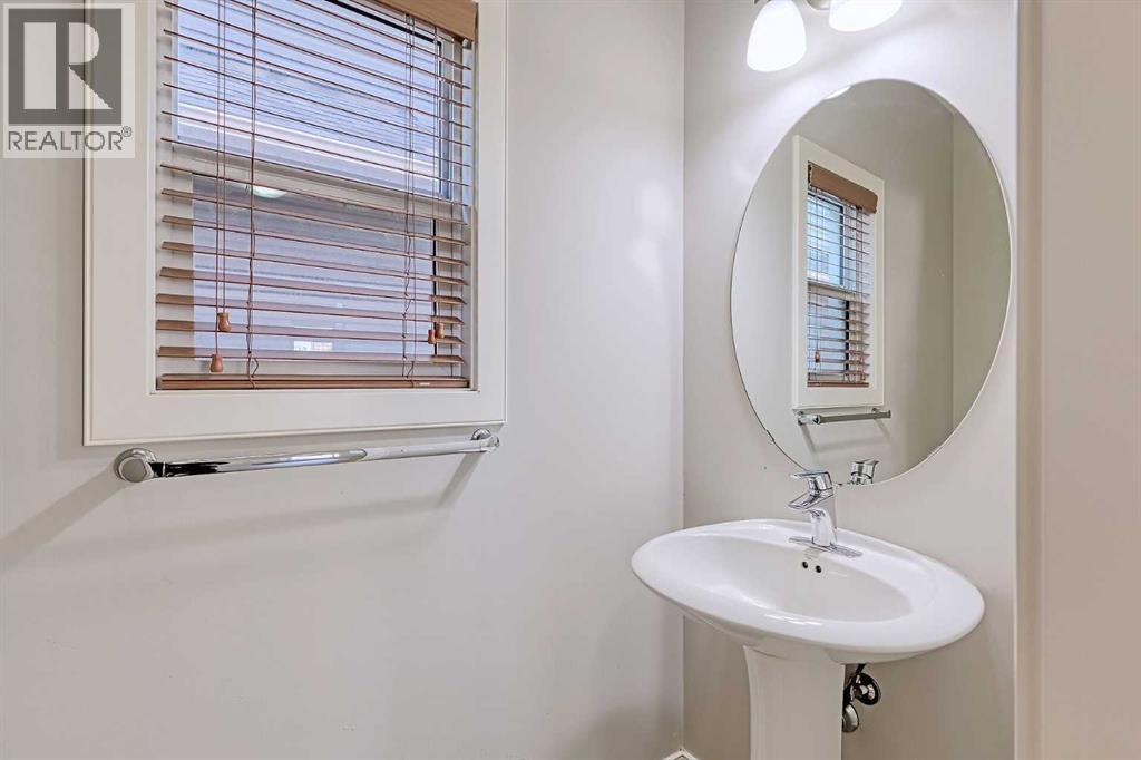 Single Family House for Sale in  Nolancrest Rise NW Nolan Hill Calgary 