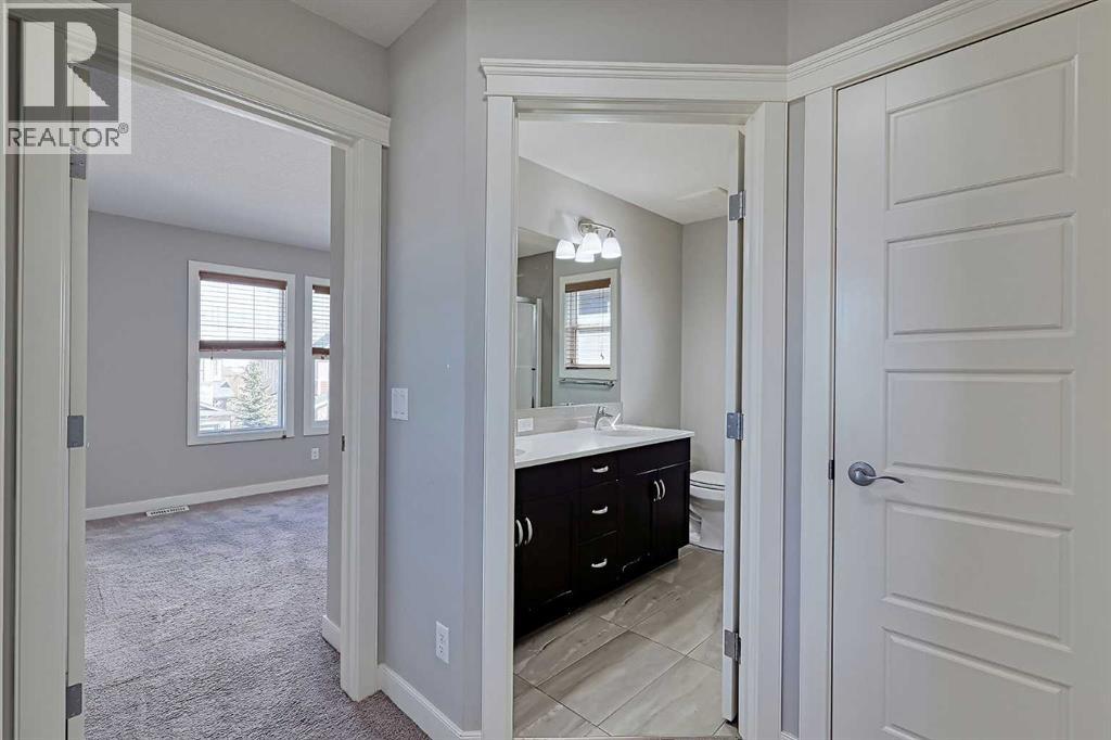 Single Family House for Sale in  Nolancrest Rise NW Nolan Hill Calgary 