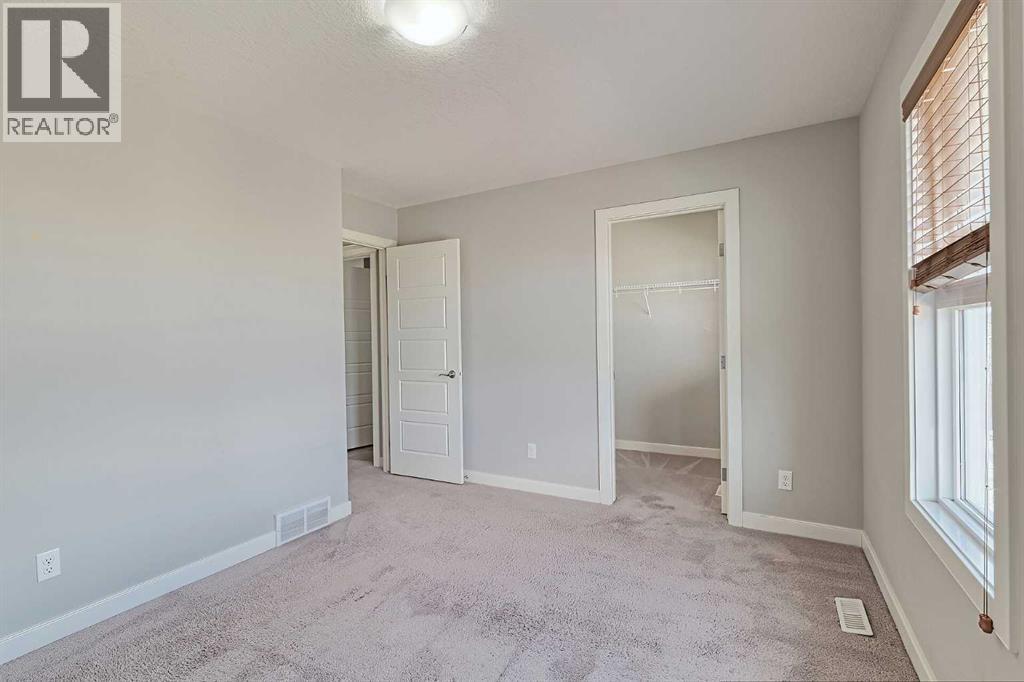 Single Family House for Sale in  Nolancrest Rise NW Nolan Hill Calgary 