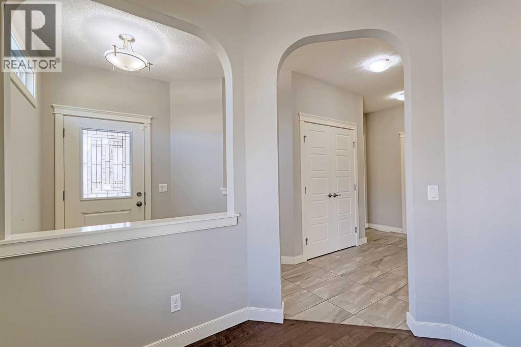 Single Family House for Sale in  Nolancrest Rise NW Nolan Hill Calgary 