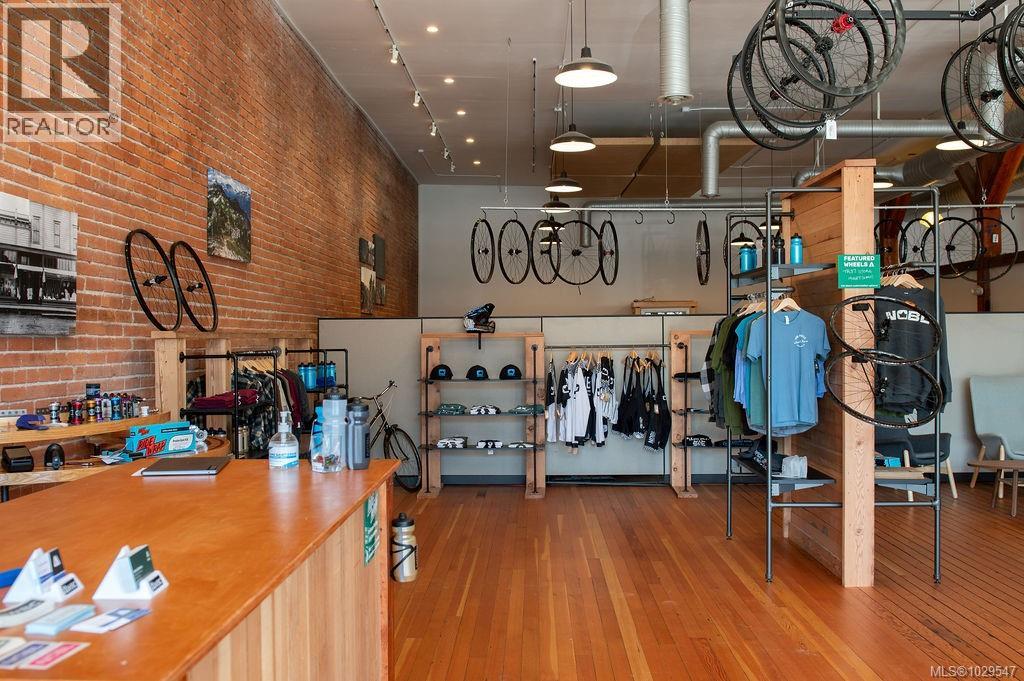 2712 Dunsmuir Ave, Cumberland