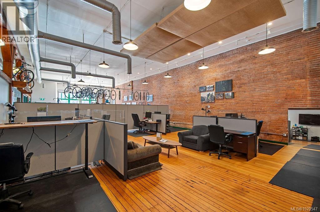 2712 Dunsmuir Ave, Cumberland