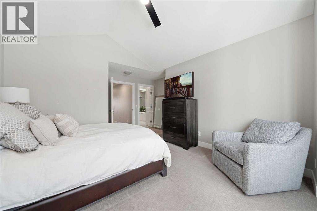 Single Family House for Sale in B  Street SW Rosscarrock Calgary 