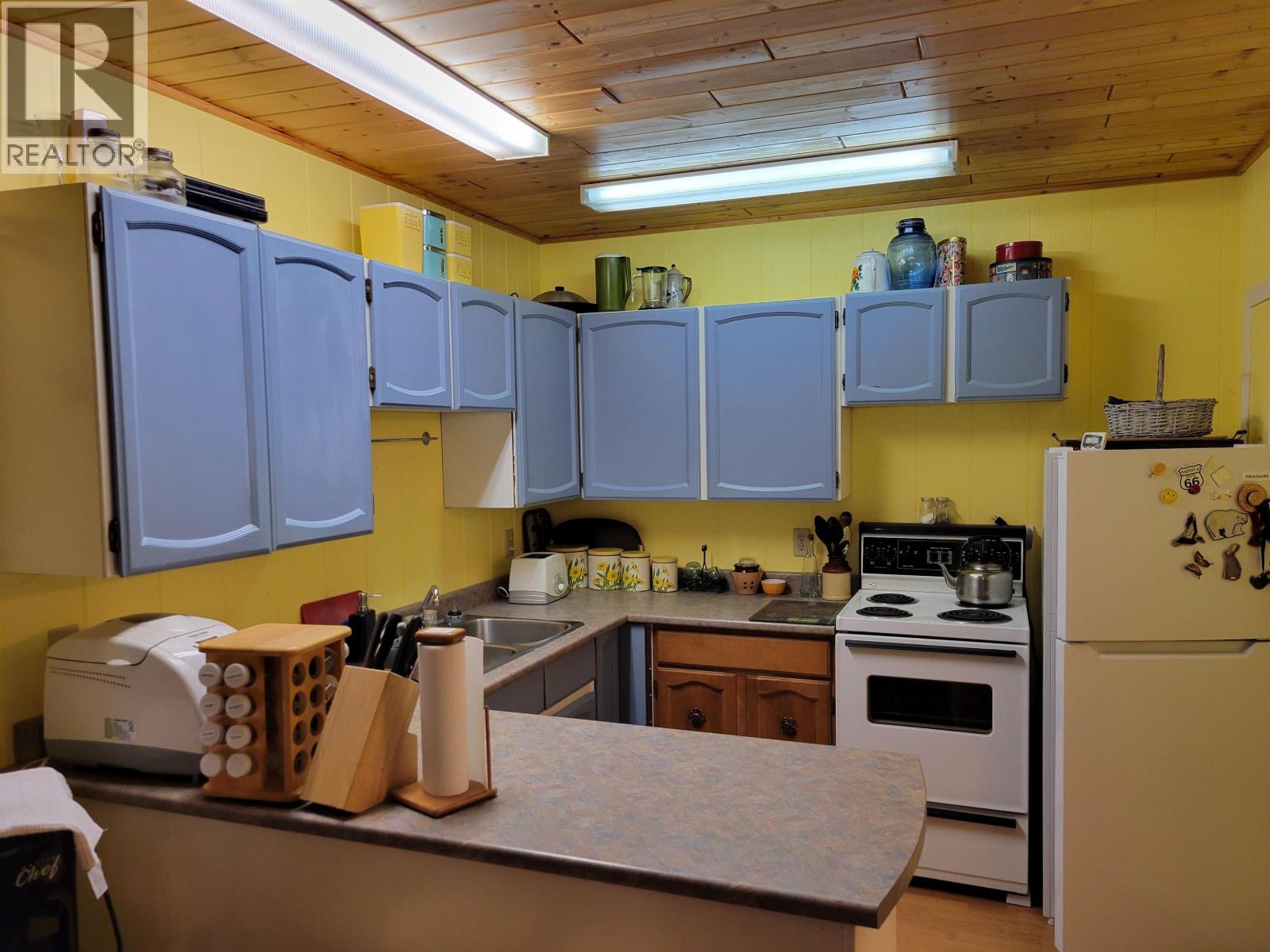 8858 GALA BAY ROAD, Fraser Lake