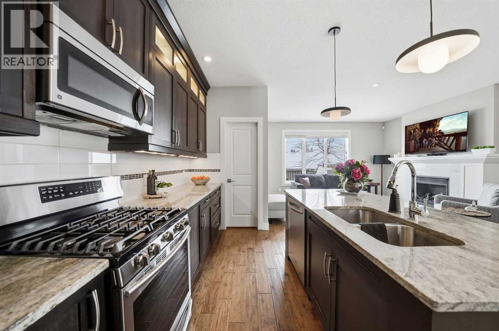 Single Family House for Sale in B  Street SW Rosscarrock Calgary 