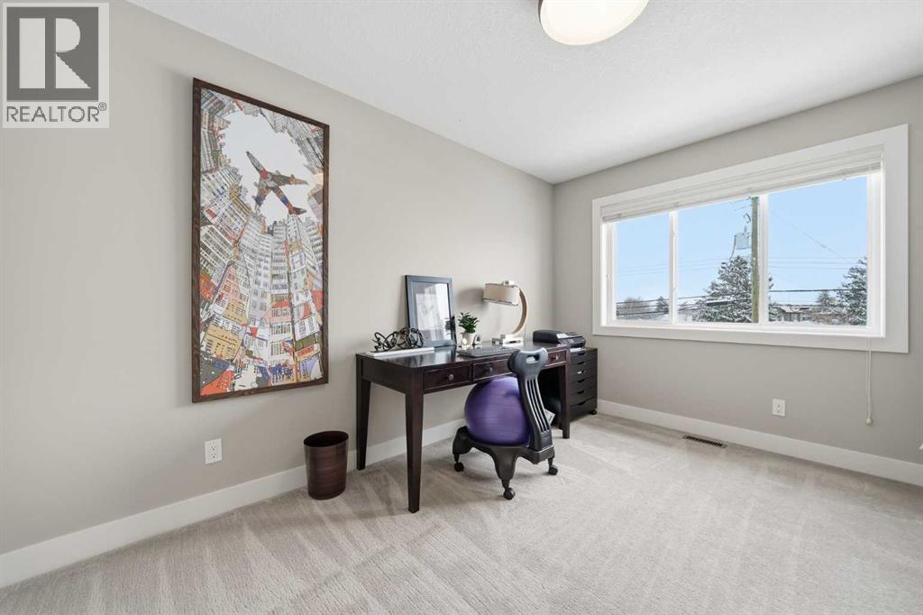 Single Family House for Sale in B  Street SW Rosscarrock Calgary 