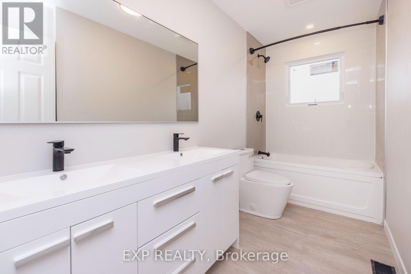 990 ST JACQUES STREET — photo 21