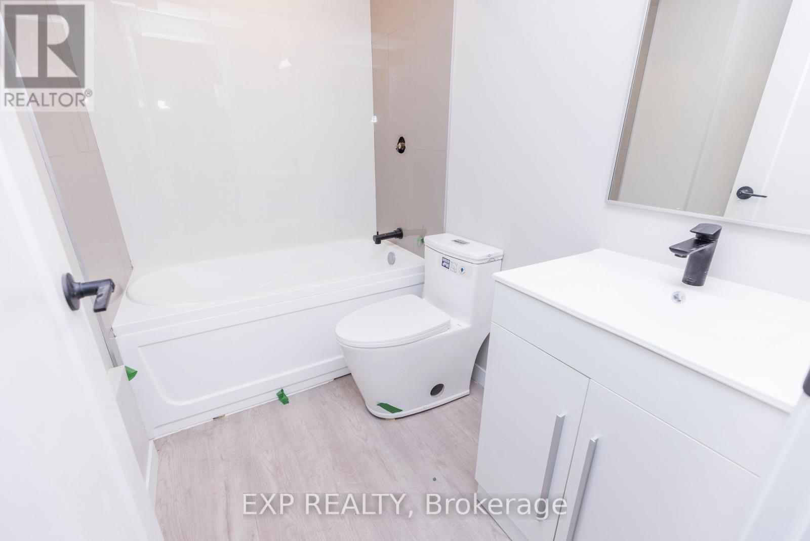 990 ST JACQUES STREET — photo 34