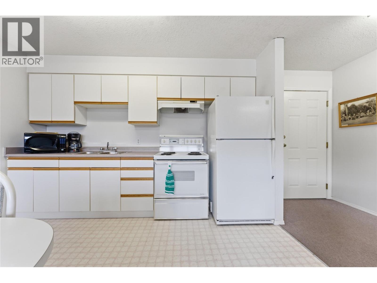 703 Granville Avenue Unit# 102, Enderby