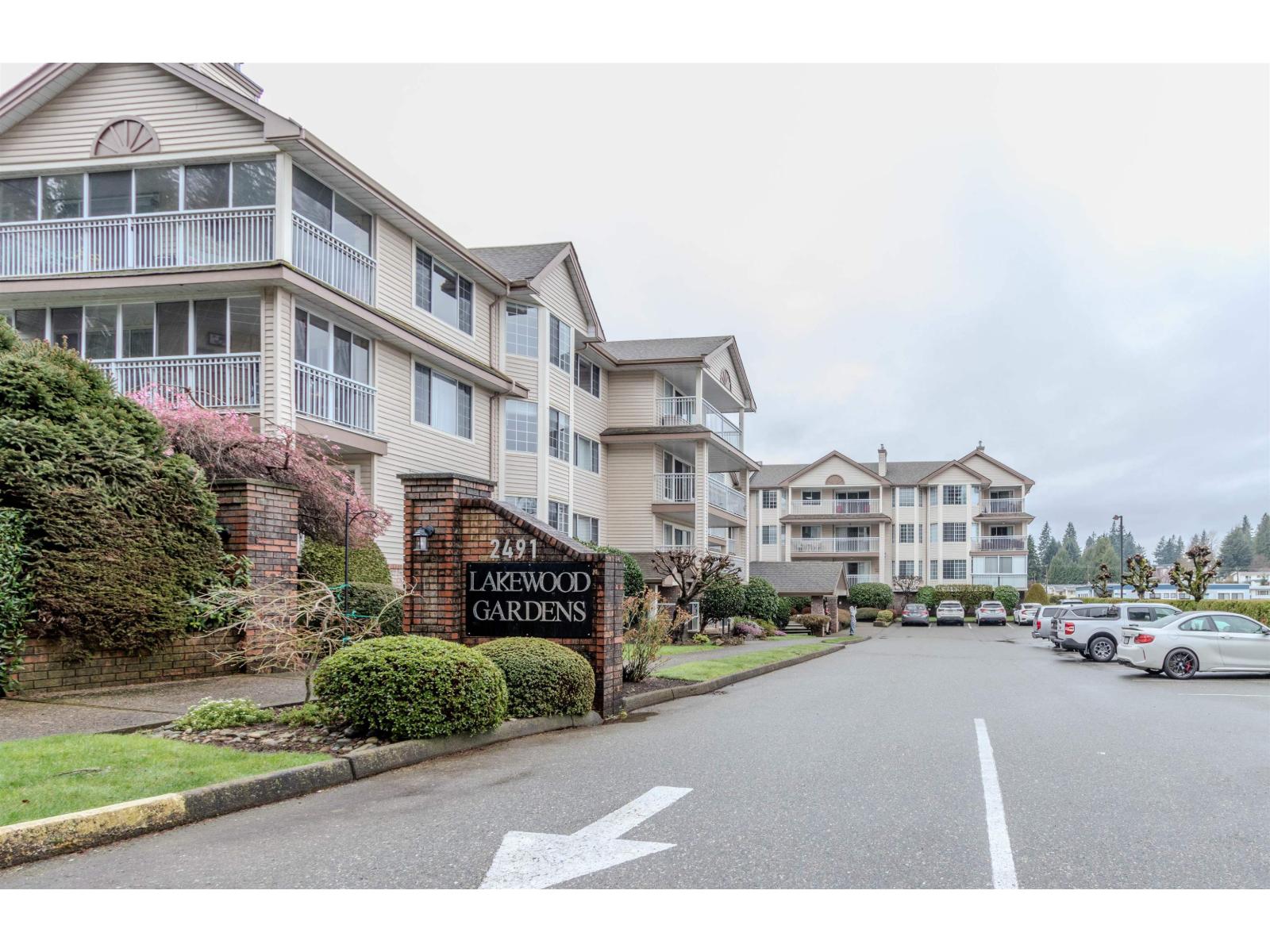 201 2491 GLADWIN Road - main photo