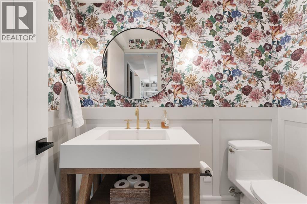 Single Family House for Sale in  Pump Hill Green SW Pump Hill Calgary 