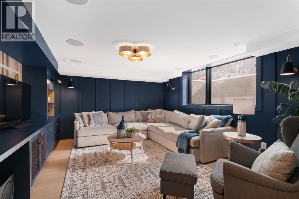 Single Family House for Sale in  Pump Hill Green SW Pump Hill Calgary 