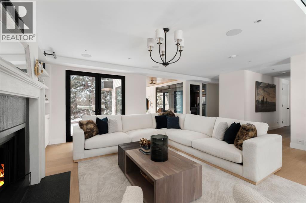 Single Family House for Sale in  Pump Hill Green SW Pump Hill Calgary 