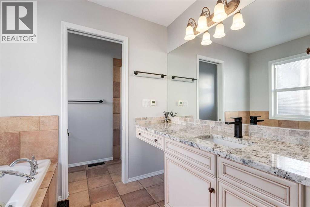 Single Family House Bungalow for Sale in  Discovery Ridge Park SW Discovery Ridge Calgary 