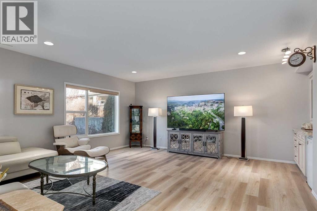 79 Discovery Ridge Park SW, Calgary, Alberta