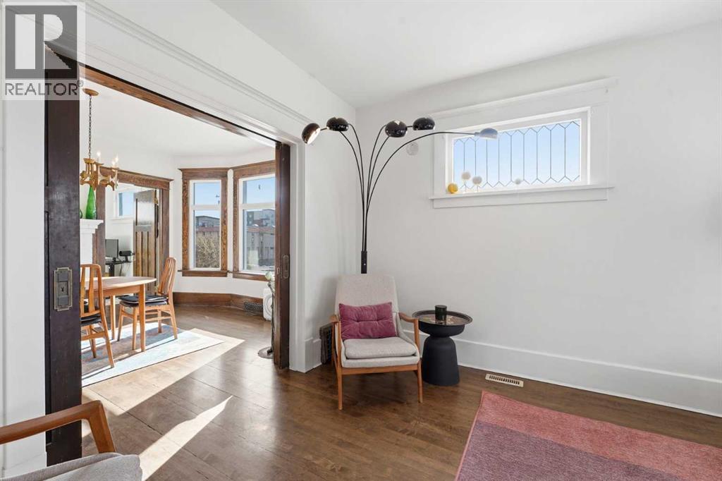 Single Family House for Sale in   Street NW Hillhurst Calgary 