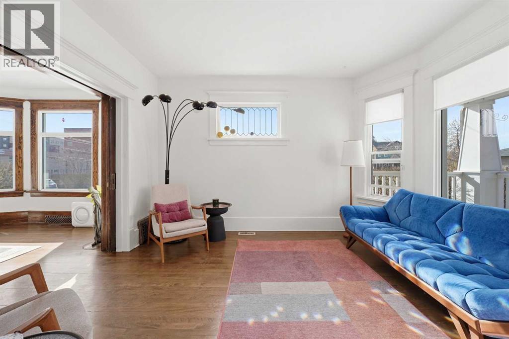 Single Family House for Sale in   Street NW Hillhurst Calgary 