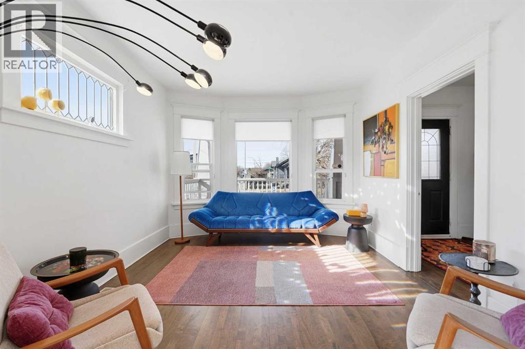 Single Family House for Sale in   Street NW Hillhurst Calgary 