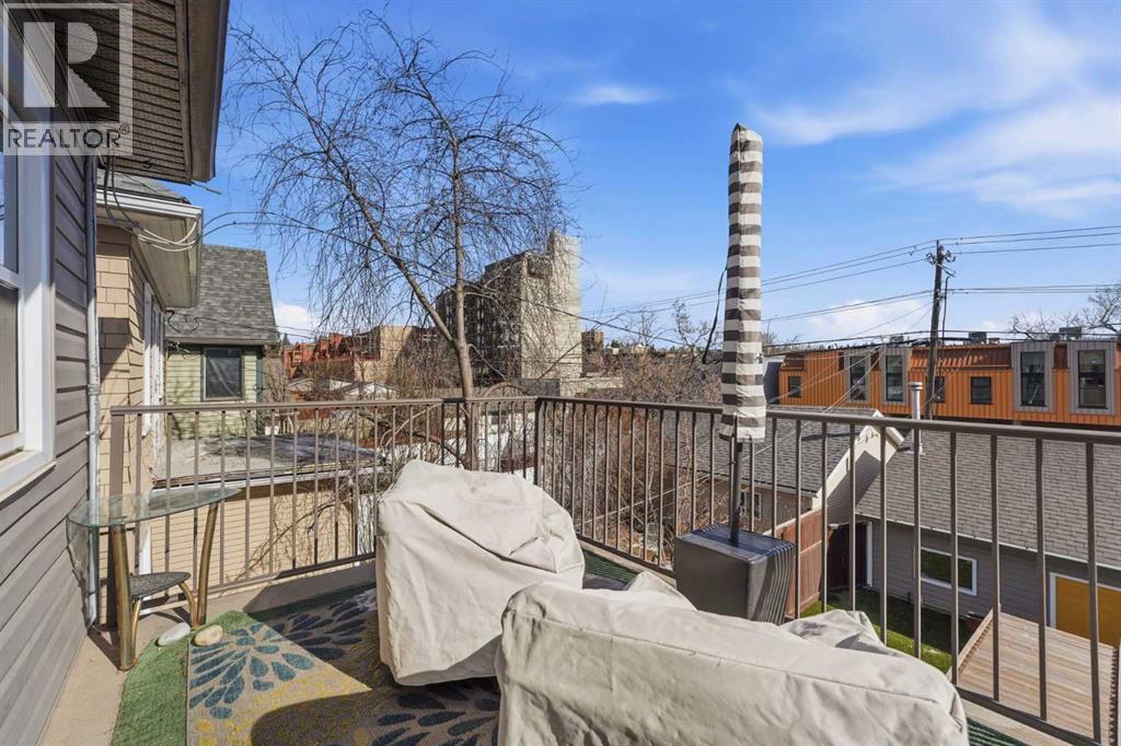 Single Family House for Sale in   Street NW Hillhurst Calgary 