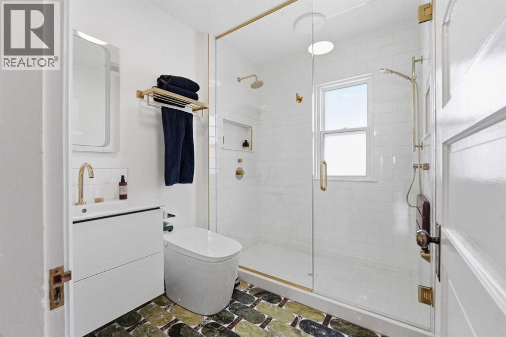 Single Family House for Sale in   Street NW Hillhurst Calgary 