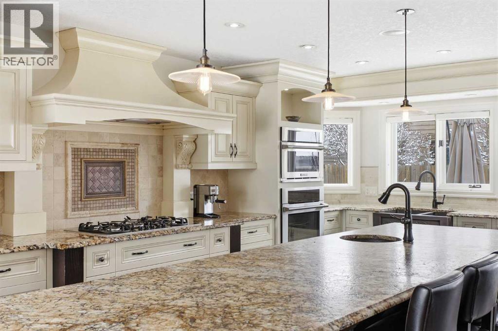 Single Family House for Sale in  Deermoss Place SE Deer Run Calgary 